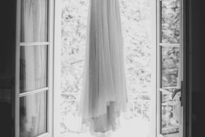 photographe de mariages anglais, en provence, photo robe mariée