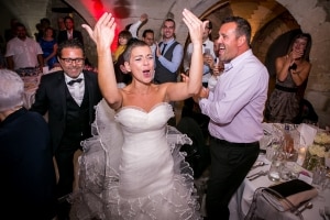 photographe de mariage à avignon, photo entrée des mariés