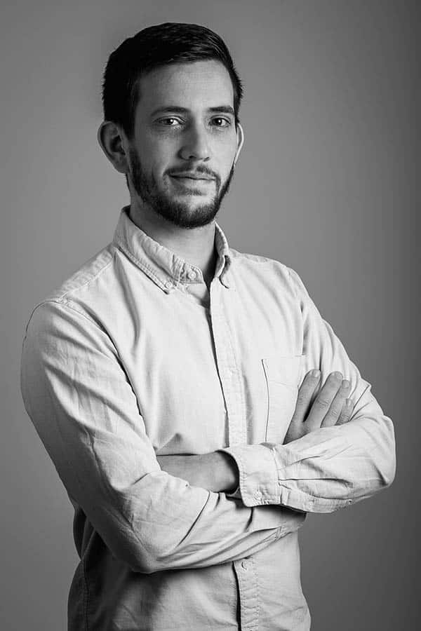 Portrait Jonas Pannetier Therapeute clinicien Marseille Jonas Pannetier Thérapeute clinicien Marseille